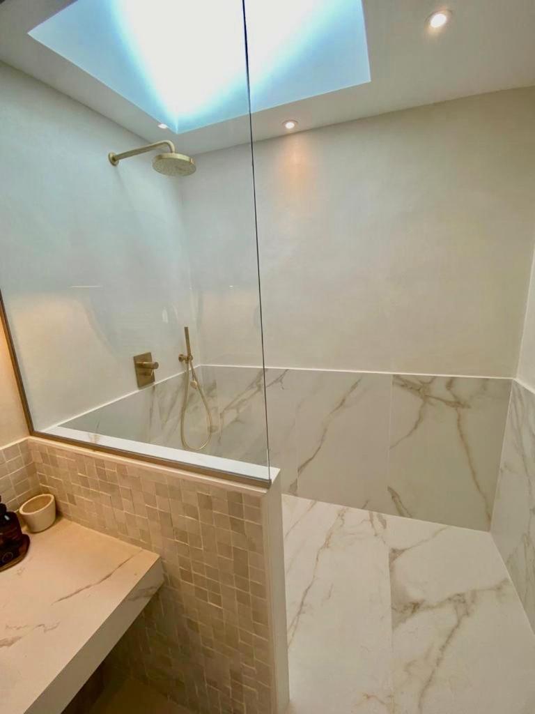 Maison Nomade فالبون الغرفة الصورة